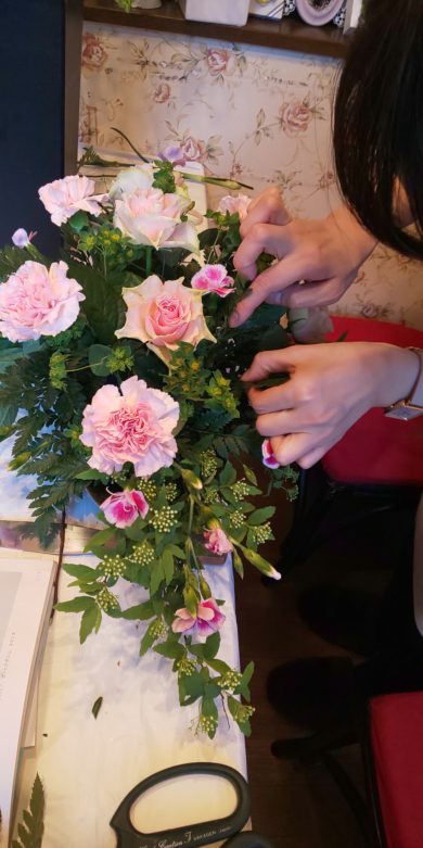 基本のお花の形 応用デザインまで作れるフラワーアレンジメントのお花レッスン 東京立川 国立 国分寺 草月流いけばな教室 フラワーアレンジメント教室 オーダー アトリエクリスタルローズ